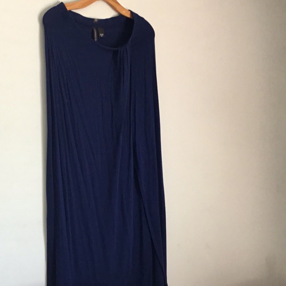 Victoria’s Secret blue skirt size s/p.